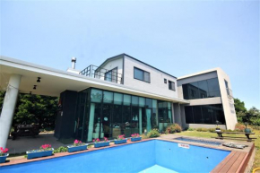 Jeju kouji holiday dokchae poolvilla
